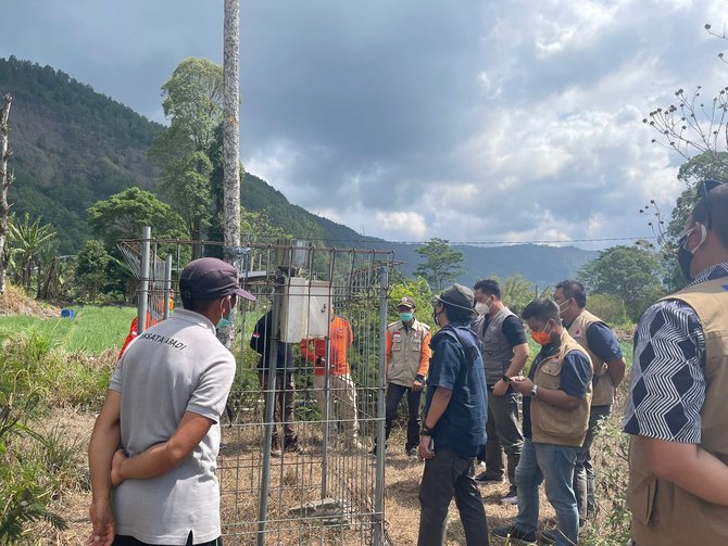 alat peringatan dini longsor di bangli