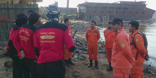 Pemancing Hilang Diduga Terbawa Arus Kali Ciherang Bekasi