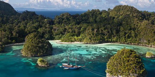 Wisata Seputaran Papua Terpopuler dan Wajib Dikunjungi, Ini Selengkapnya
