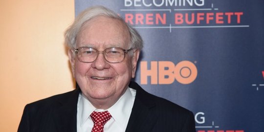 Miliuner Warren Buffett Raup Untung Rp28,4 Triliun dari Mobil Listrik China