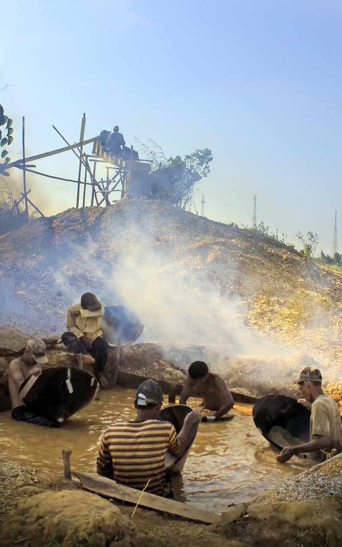 penambang intan kalimantan