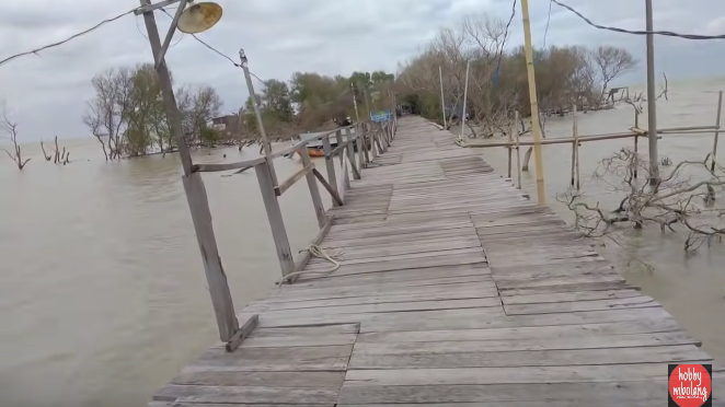 makam syekh penyiar islam demak 039mengapung039 di tengah laut