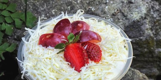 7 Resep Olahan Yogurt dan Buah Segar, Enak, Sehat dan Baik untuk Pencernaan