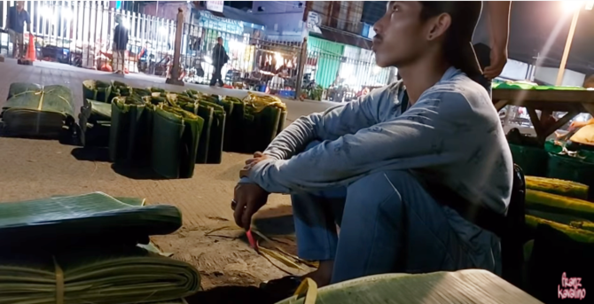 cerita pria bertato dulu di jalanan kini jualan daun pisang