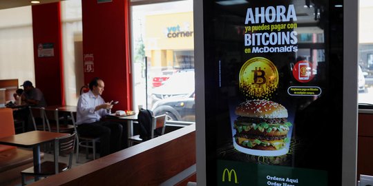 Jajan McD dan Starbucks di Negara Ini Bisa Bayar Pakai Bitcoin