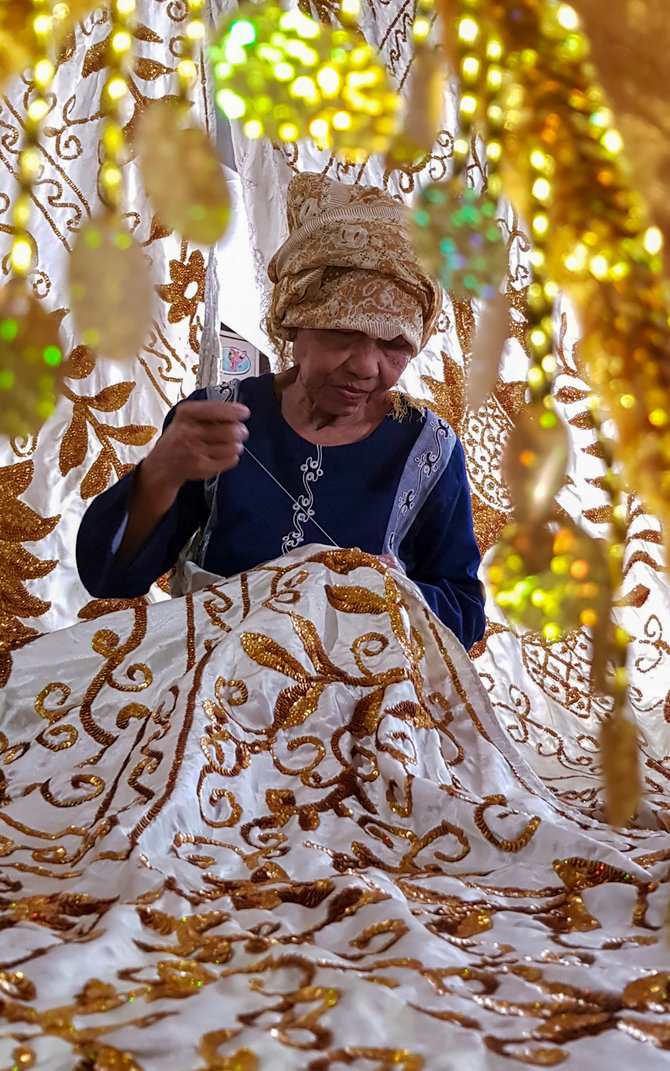 kain air guci raja banjar