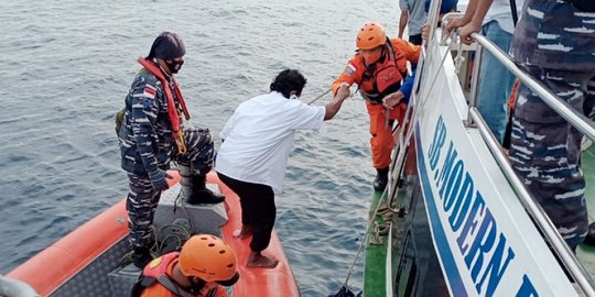 Kapal asal Cilacap Terbakar di Samudra Hindia, 35 Nelayan Selamat dan 4 Hilang