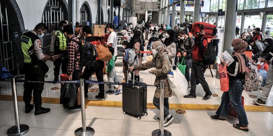 Pengguna Kereta Saat ini Rata-Rata Capai 23.891 per Hari, Cek Syarat Perjalanannya