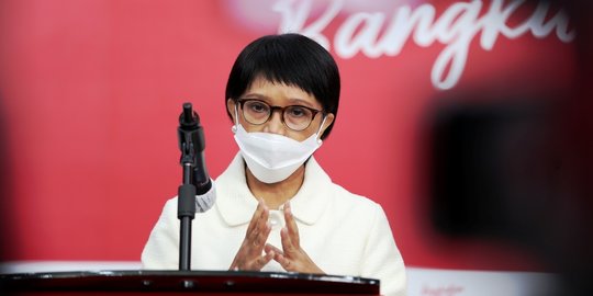 Menlu Retno Sebut Dukungan Masyarakat Sangat Penting dalam Hadapi Pandemi