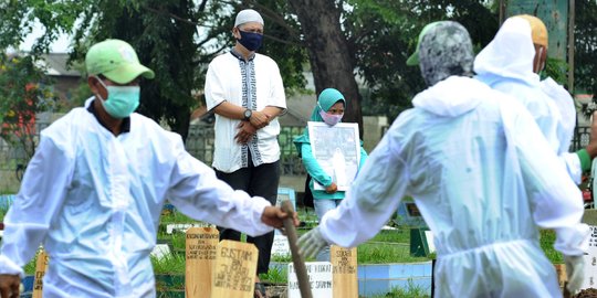 Jawa Timur Sumbang Kasus Kematian Covid-19 Tertinggi 11 September 2021 - Vimarsana News