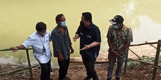 Erick Thohir Janji Bangun Jembatan untuk Warga Desa Cikuya Tangerang