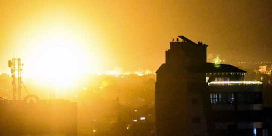 Serangan Udara Israel Kembali Bombardir Kota Gaza