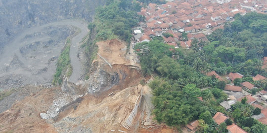 Tanah Kerap Bergetar, Penyebab Longsor di Rumpin Bogor Diduga dari Tiang Pancang