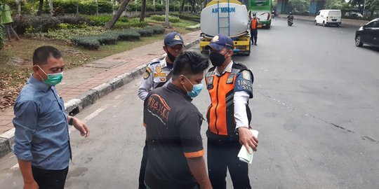 Anggota Dishub DKI yang Peras Sopir Bus Kembalikan Uang Rp500 Ribu