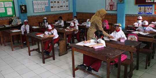 Sejumlah Sekolah di Ciamis Langgar Prokes, Bupati Ancam Cabut Izin PTM