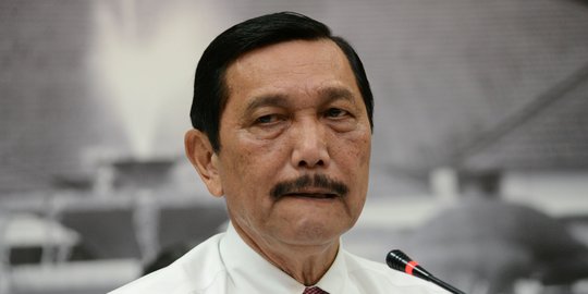 Menko Luhut Wanti-Wanti Warga, Euforia Tanpa Prokes Picu Gelombang Baru Covid-19