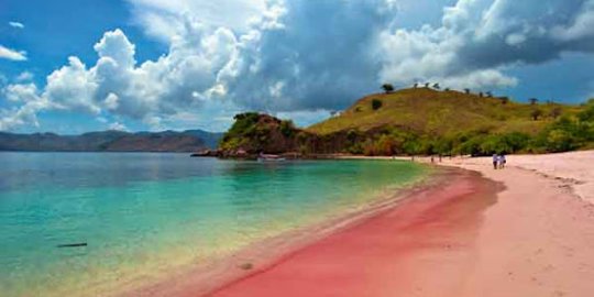 Mengunjungi Gawu Soyo, 'Pink Beach'-nya Nias yang Tak Banyak Orang Tahu
