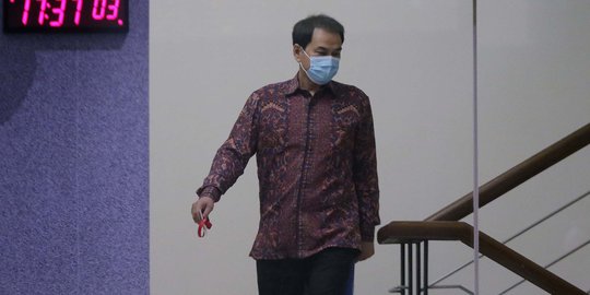 MAKI: Konstruksi Hukumnya, Azis Syamsuddin Patut Diduga Terlibat Suap Robin Pattuju