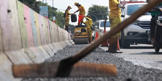 Pemilik Warung dan Sopir Truk Keluhkan Dampak Pengalihan Jalan di Inhu