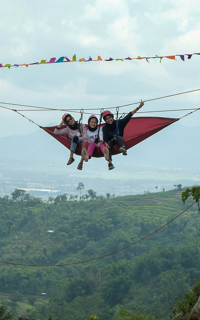 wisata ekstrim gunung hawu