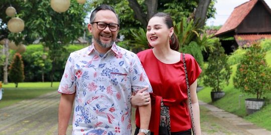 Anniversary Pernikahan ke-19, Indra Brasco Tulis Pesan Romantis Buat Mona Ratuliu