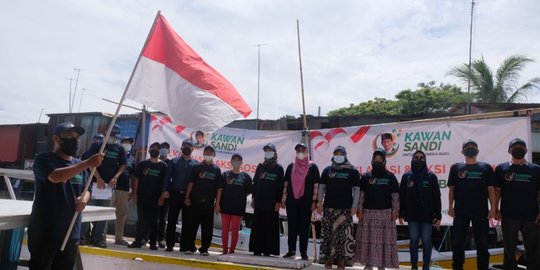 Dorong Sandiaga Uno Maju di Pilpres, Relawan Kawan Sandi Deklarasi di Perahu Nelayan