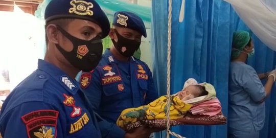 Aksi Heroik 6 Anggota Ditpolairud Polda NTT Evakuasi Ibu Hamil ke Labuan Bajo