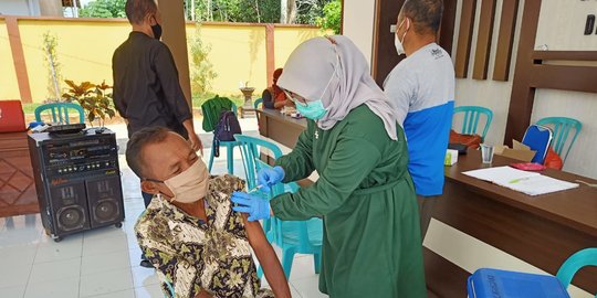 Kemenkes Sebut Angka Kematian Lansia Masih Tinggi, Cakupan Vaksinasi Rendah