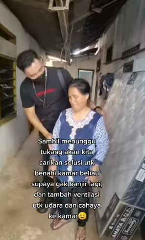 polisi ganteng tiba tiba datangi rumah ibu penyandang tunanetra