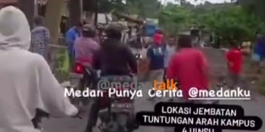 Sempat Viral Aksi Pungli, Gubernur Sumut Segera Perbaiki Jembatan Tuntungan Serdang