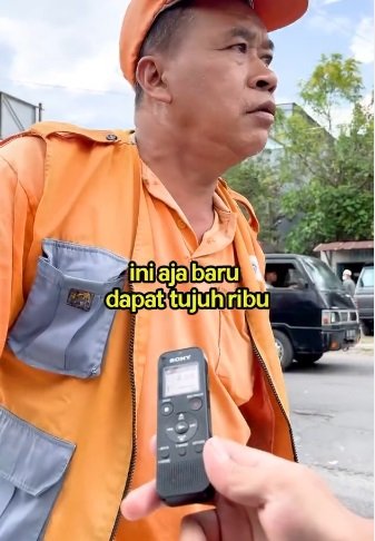 cerita seorang juru parkir dapat rezeki mendadak