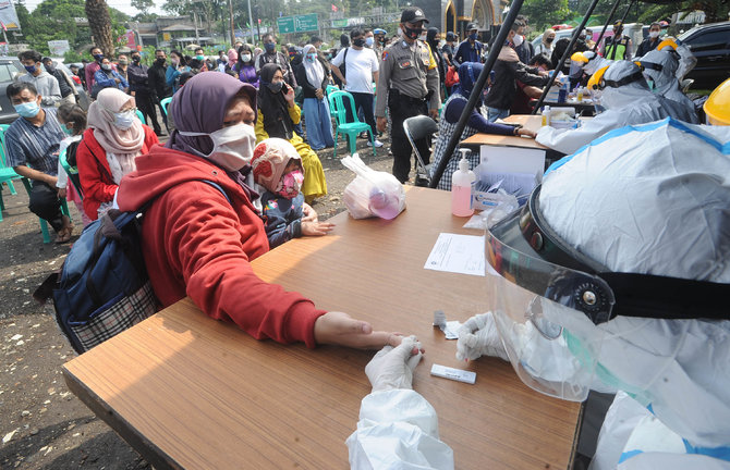 wisatawan rapid test