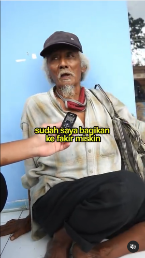 seniman ini penghasilannya selalu dibagi ke yatim