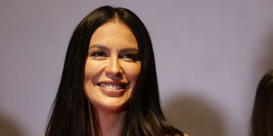 Sophia Latjuba Unggah Foto Ayahnya, Banyak yang Mengira Ariel Noah
