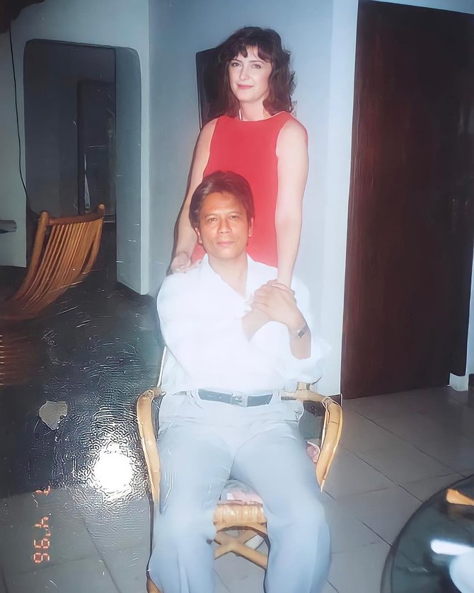 orang tua sophia latjuba