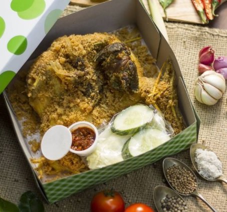 nama ibu bawa berkah ayam goreng jogja bu muryani hadir dari tradisi ater ater