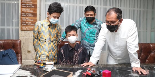Danny Terima Tiga Siswa yang Wakili Kota Makassar di Lomba Asean Robotic Day