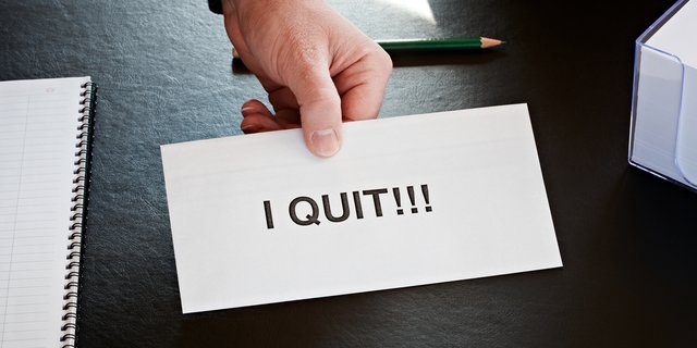 Pertimbangkan 4 Hal Ini Sebelum Memutuskan Resign dari Pekerjaan