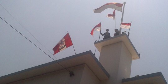 Peristiwa 19 September, Perobekan Bendera Belanda di Surabaya