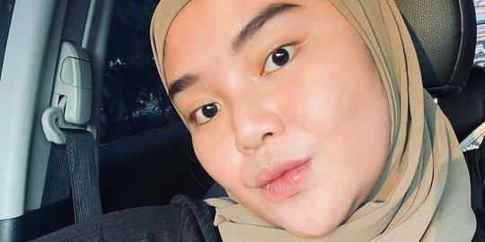 Mantap Berhijab, Ini 5 Potret Terbaru Rosa Meldianti Dipuji Makin Glowing Luar Dalam