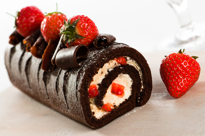 ilustrasi roll cake