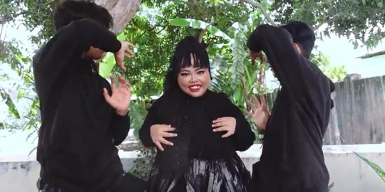 Banjir Pujian dan Dukungan, Ini 5 Momen Kekeyi Cover Dance Lalisa