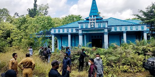 Kantor dan Rumah Dinas Ditelantarkan, Bupati Mamberamo Raya Geram