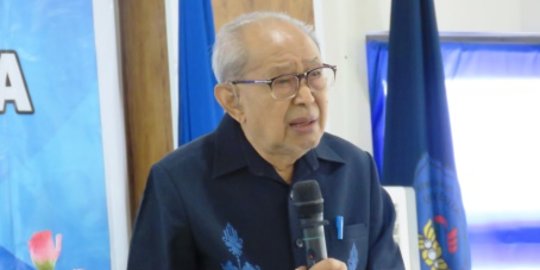 Pakar Hukum Unair Prof Sahetapy Wafat