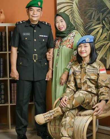 potret ayah dan anak jadi prajurit tni