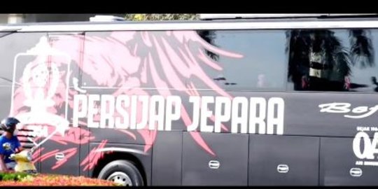 Siap Sambut Liga 2, Begini Kemeriahan Launching Bus Milik Persijap Jepara