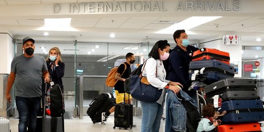 Suasana Bandara Internasional Miami Usai Pelonggaran Pembatasan