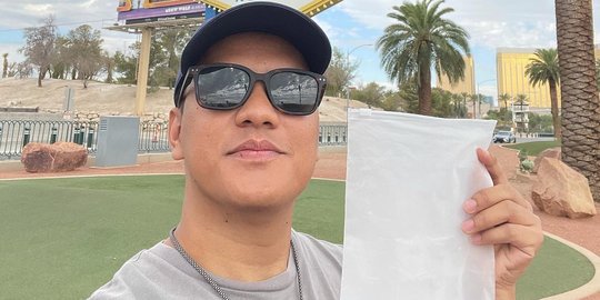 Udara Las Vegas yang Dibawa Arief Muhammad Laku Rp210 Juta, Dipakai Bantu Guru Honor