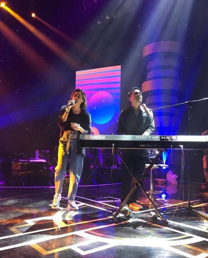 eva celia dan indra lesmana
