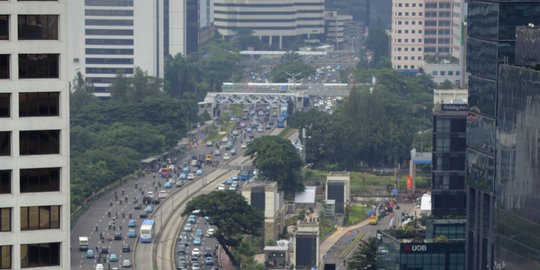 ADB Turunkan Proyeksi Pertumbuhan Ekonomi RI Tahun Ini Jadi 3,5 Persen